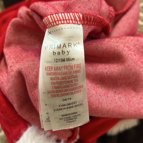 Toddler’s Santa Romper Size 12-18m - Picture 5 of 6